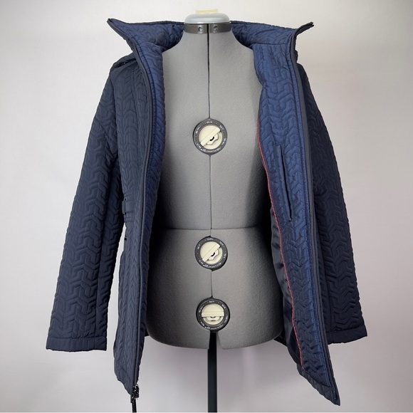 Gallery Lord & Taylor Women’s Hooded Quilted Jacket in Blue Size SP - Picture 8 of 11